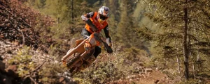 KTM Powerwear Kollektion 2023: Die KTM Offroad (Enduro & Motocross) Helme für 2023. Neue Designs und top ausgestattet für 2023.