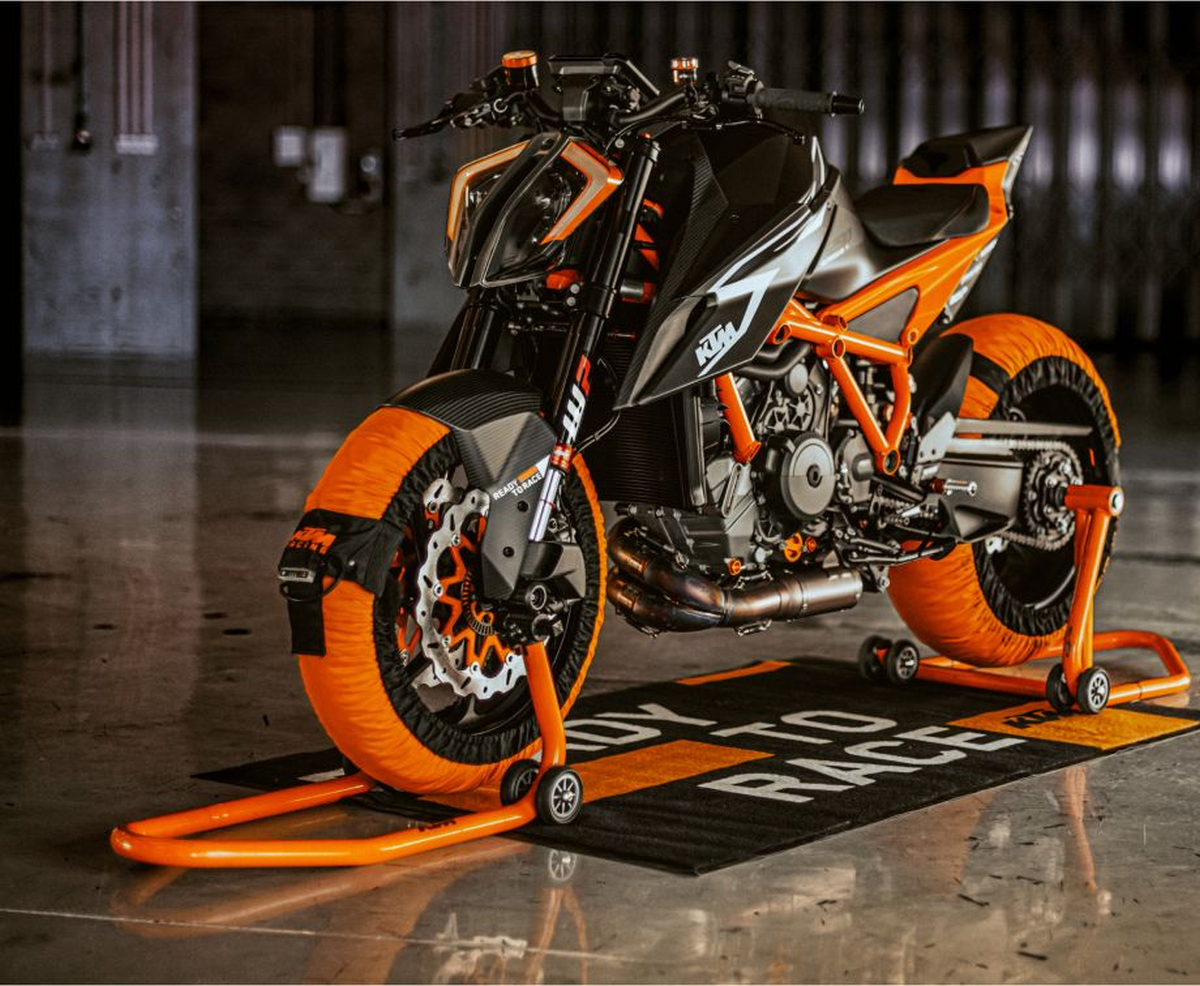 KTM Super Duke RR 2023 ktmschnellversand.de