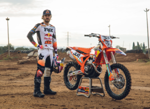 Manuel Lettenbichler von KTM tritt zur FIM SuperEnduro-Weltmeisterschaft 2024 an. Mit der KTM 350 EXC-F startet er in eine neue Saison.