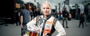 Laura Kraihamer X-Bow GTX - Cover