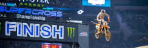 Cooper Webb sicher sich einen guten 32 Platz beim SX in Artlington