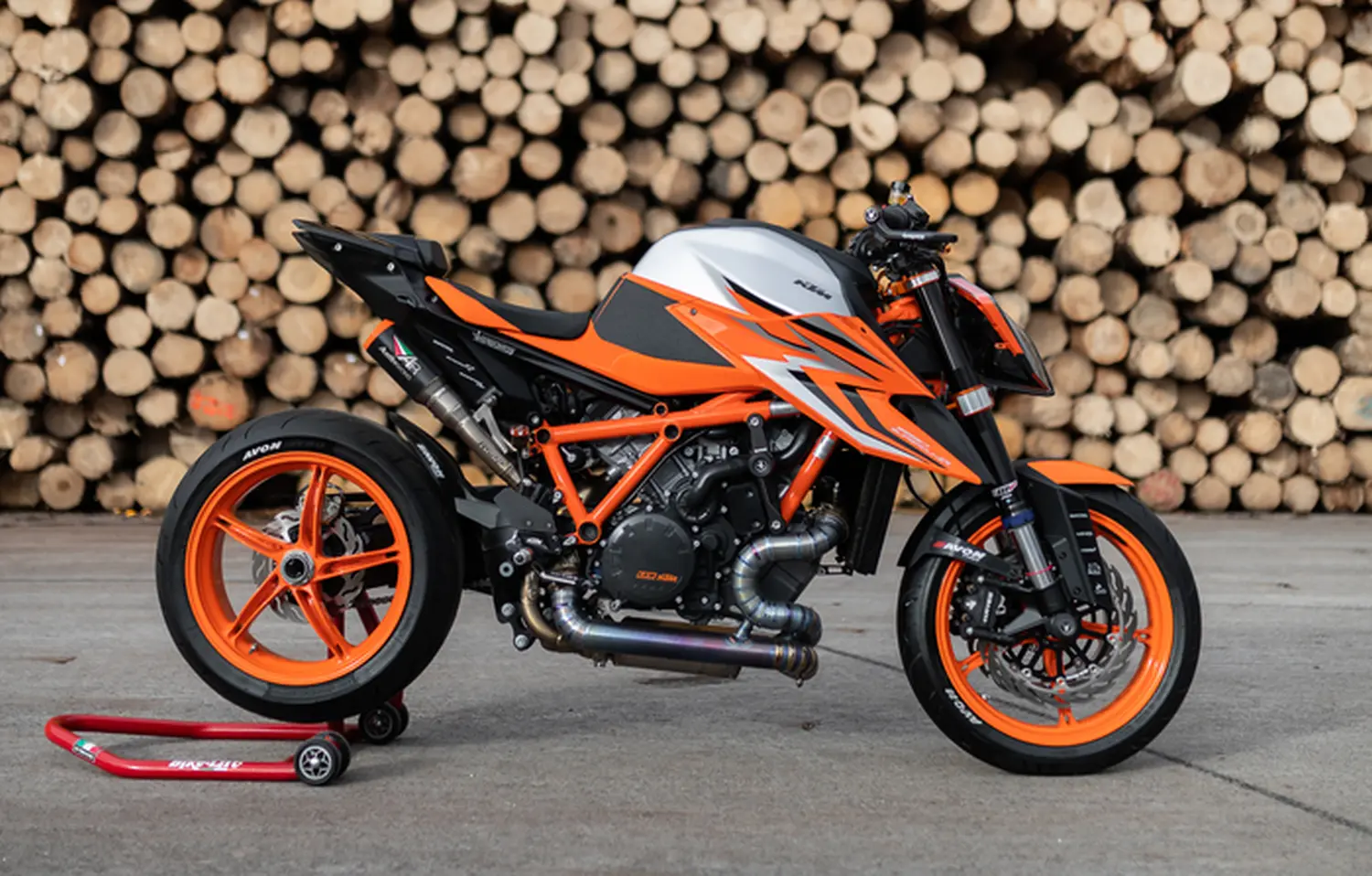 Ro(c)k & Roll mit der KTM 1290 Super Duke R EVO 2022